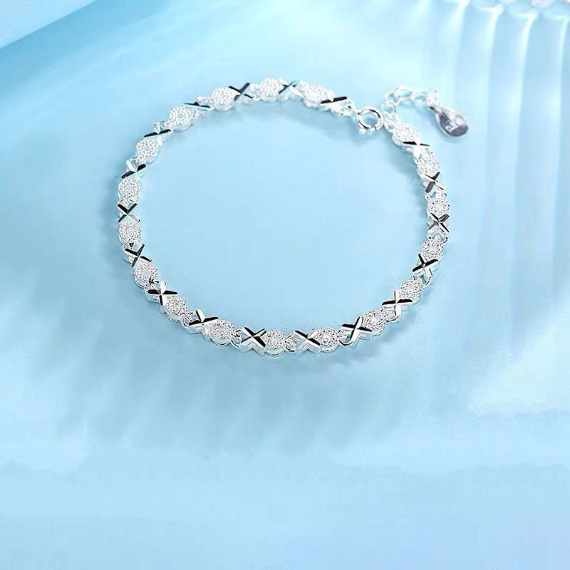 Silver bracelet fashion small fish simple and sweet personality diamond-studded multi-diamond bracelet white copper