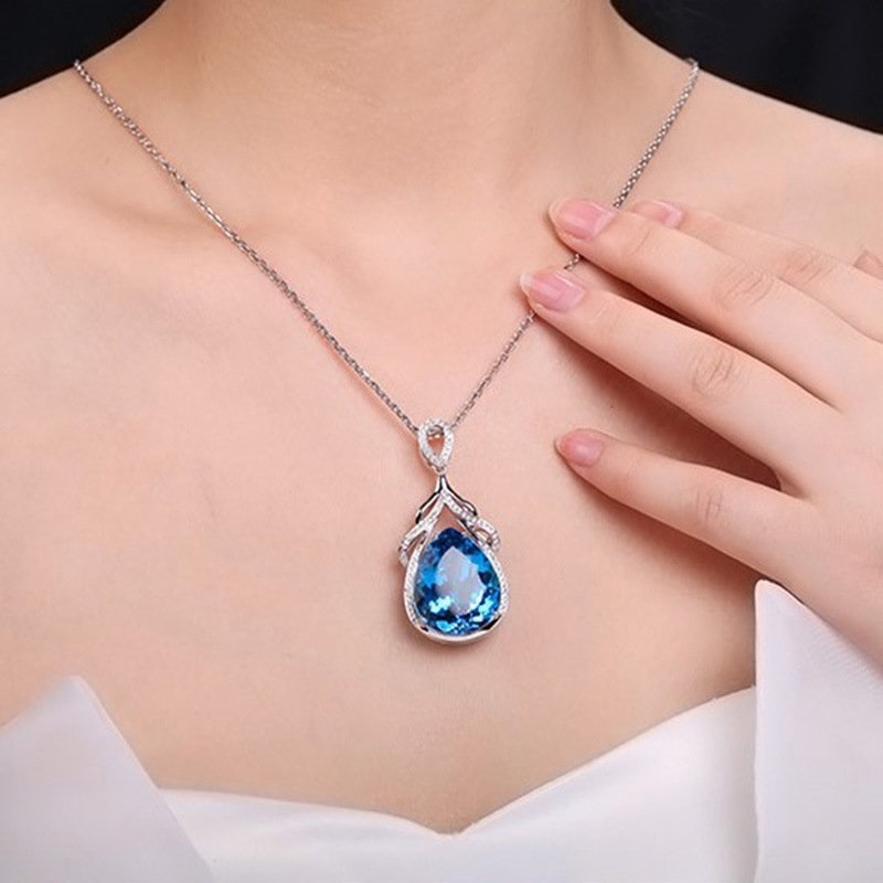 New Topaz Pendant Mermaid Tears Necklace Women's Jewelry Pendant Temperament Aquamarine Clavicle Chain