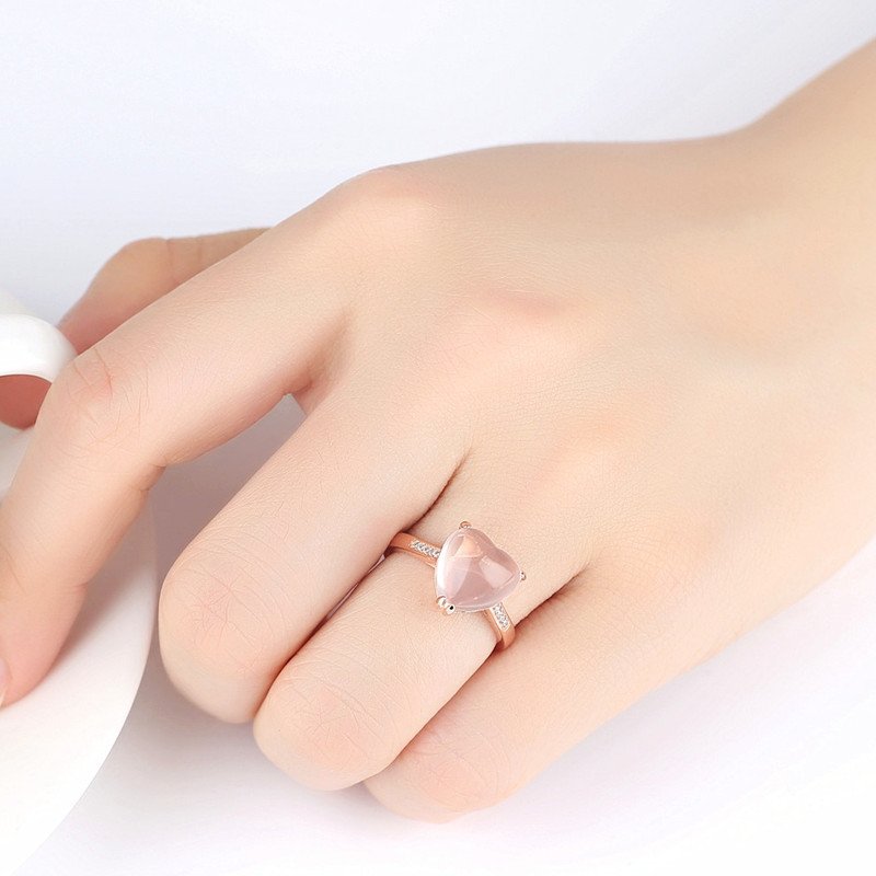 Pink crystal heart ring rose gold pink crystal hibiscus stone temperament female ring color gold open hand jewelry