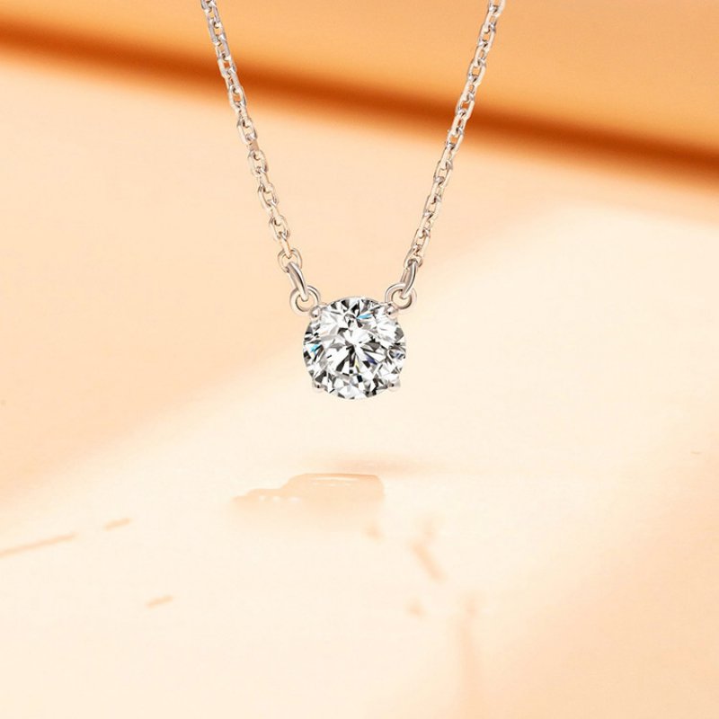 Silver Creative One Necklace New four-claw pendant female Necklace Clavicle Necklace TV series